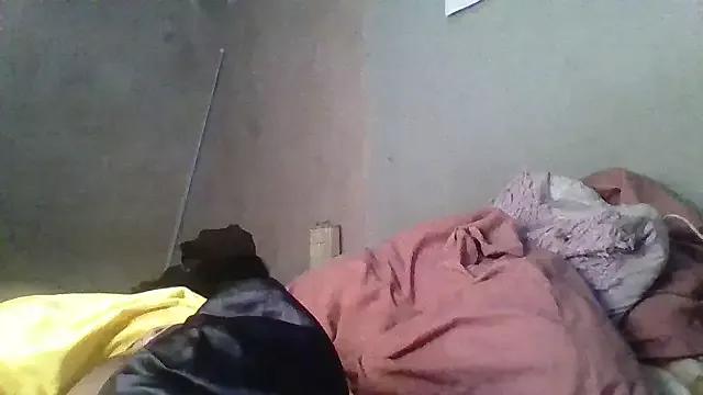 Moorella1 on StripChat 