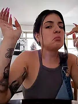 Naiara_Love on StripChat 