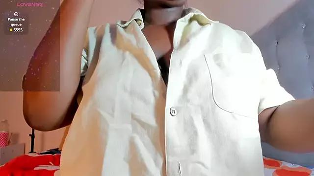 NanyMoreno on StripChat 