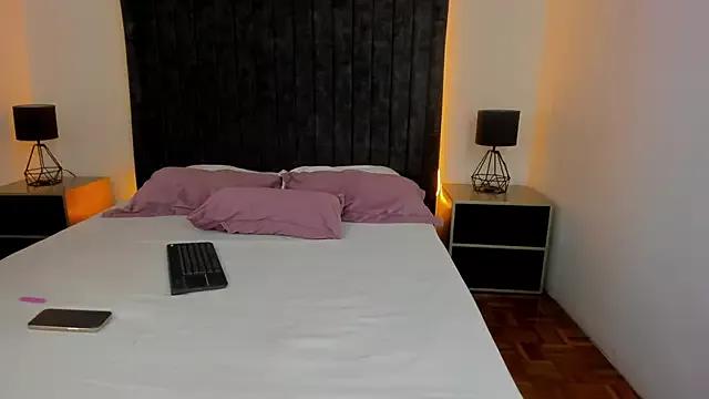 NataGarcia on StripChat 