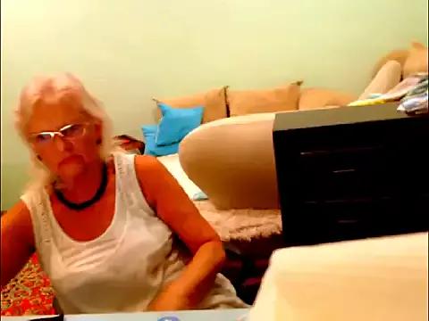 Natali7634 on StripChat 