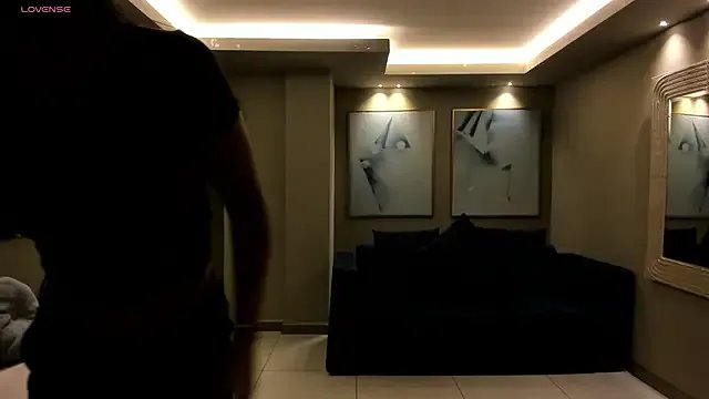 NataliaGaret on StripChat 