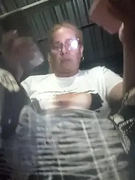 natally_ross21 on StripChat 