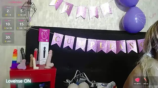 Natasha_699 on StripChat 