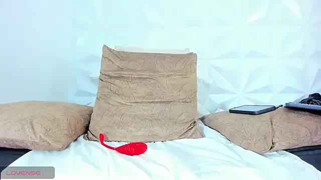 Natasha_Colins1 on StripChat 