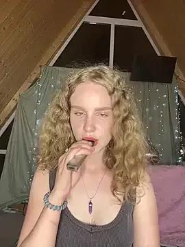 nemesidaM on StripChat 