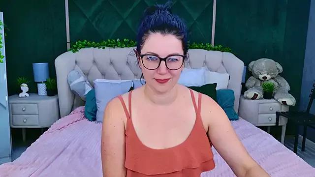 Nina_Stane on StripChat 