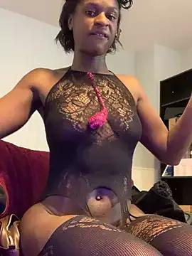 Freechat ninaperry777 on StripChat