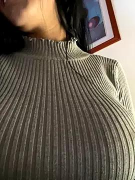 Freechat oh_nina on StripChat