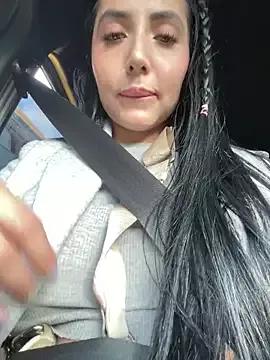 Freechat oh_nina on StripChat