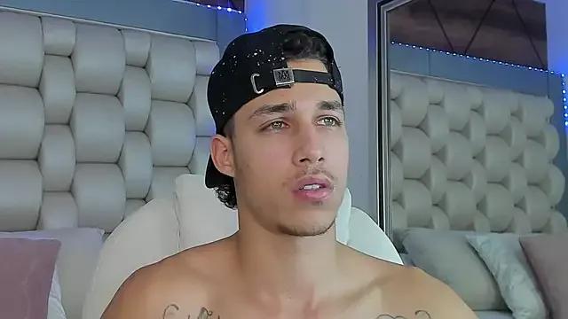 orionblaze69_ on StripChat 