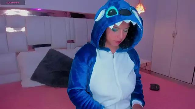 PittAndLunaa on StripChat 