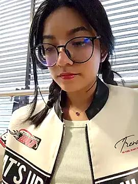 Freechat Pretty_roxxyy on StripChat