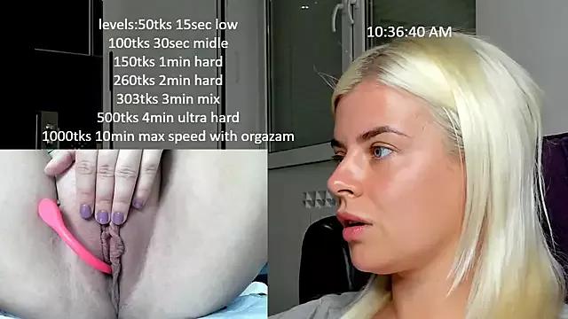 queenofthenighttt on StripChat 