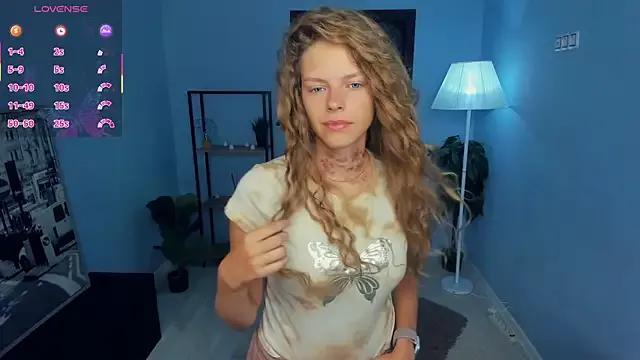 RayaNenlia on StripChat 