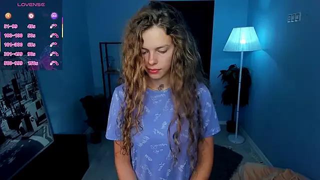RayaNenlia on StripChat