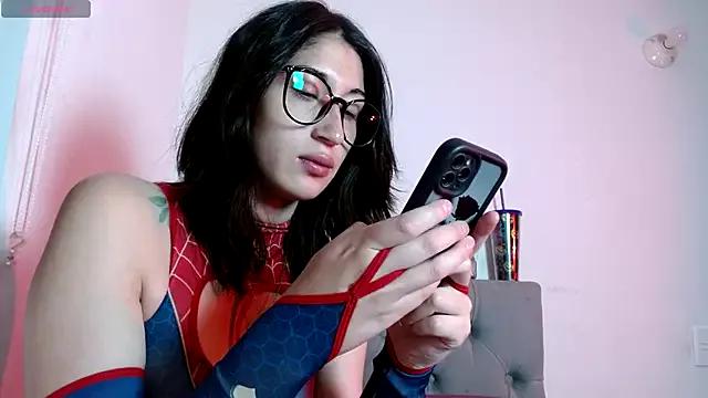 StripChat Red-moon1 is Freechat Red-moon1 — Remove bra or shirt