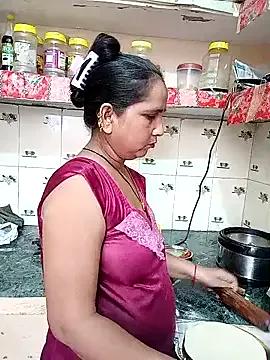 reemacouple007 on StripChat 