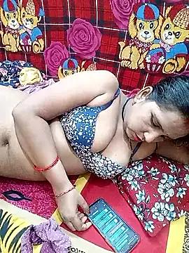 reemacouple007 on StripChat 