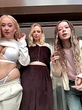 StripChat RollDolls  is Freechat  RollDolls — GET ALL NAKED ONE GIRL N FUCK HER