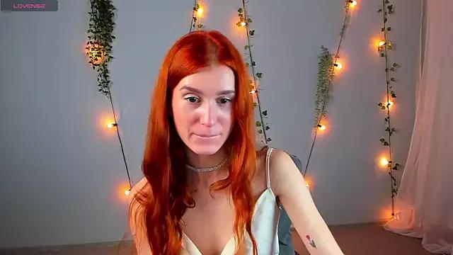 Sally_Biscuit on StripChat 