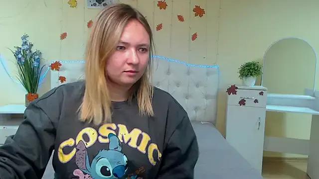 SallyVerda on StripChat 