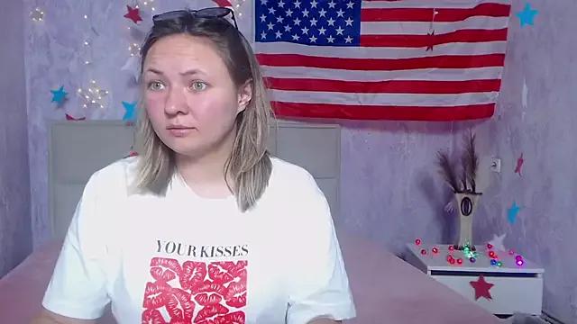 SallyVerda on StripChat 