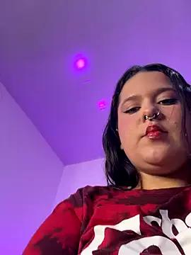 SamanthaDiamonds_ on StripChat 