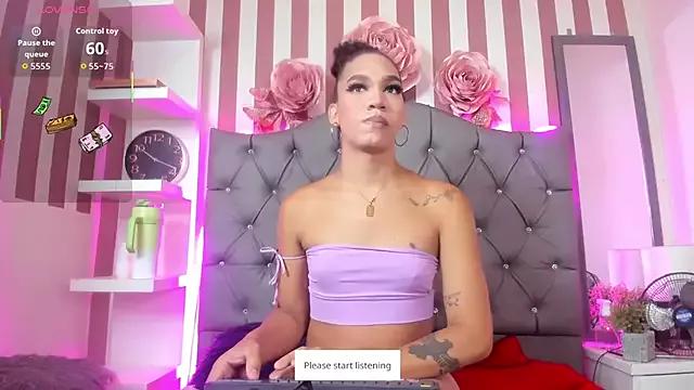 Sara-Smith- on StripChat 
