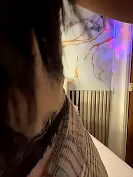 sara_roy04_ on StripChat 
