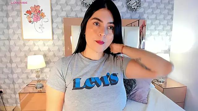 Sasha__sims__ on StripChat 