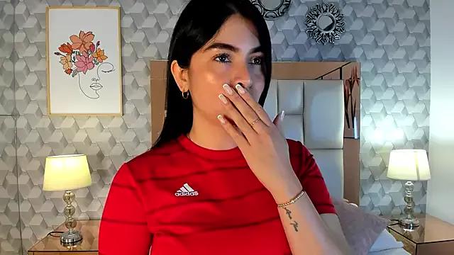 Sasha__sims__ on StripChat 