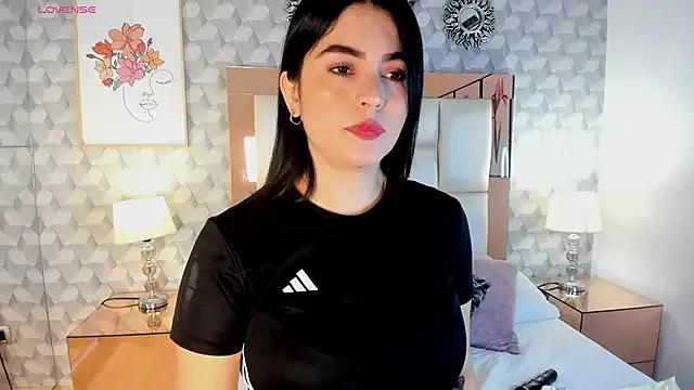 Sasha__sims__ on StripChat 