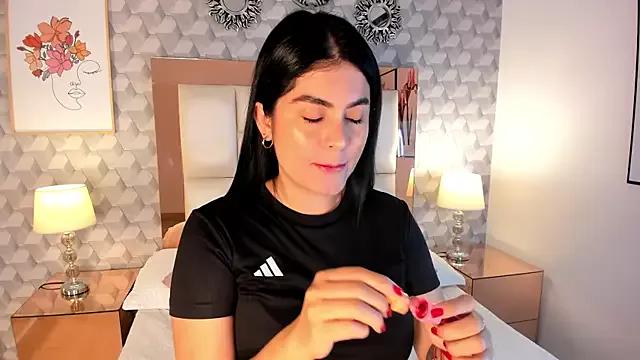 Sasha__sims__ on StripChat 