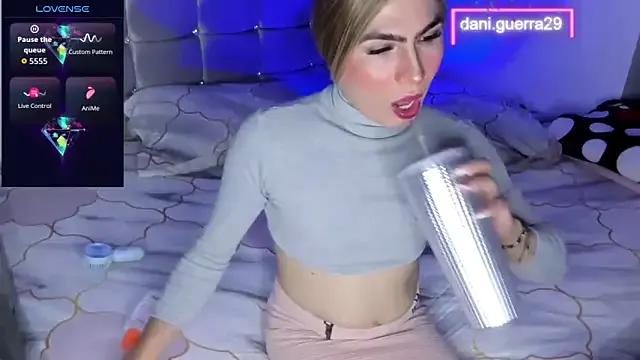 saskya on StripChat 