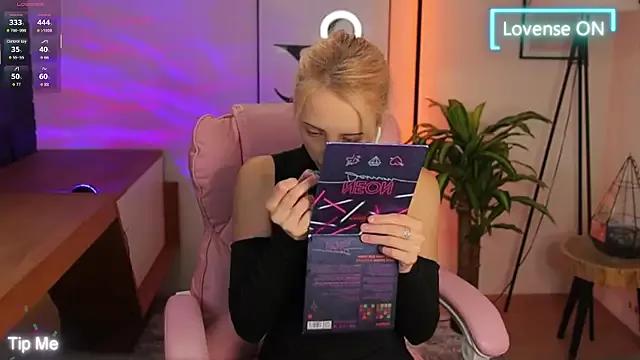 Selena_Lily on StripChat 