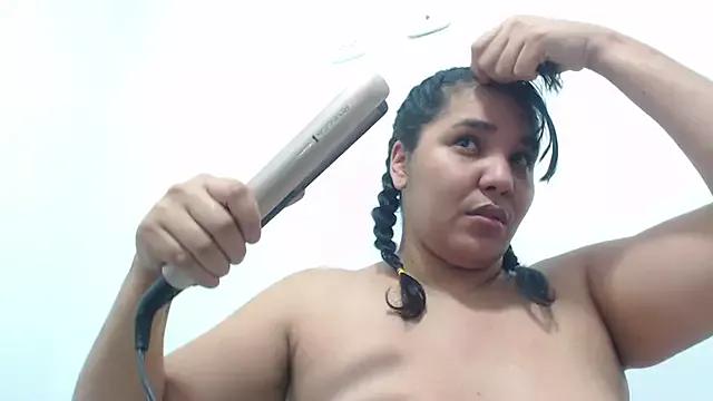Freechat sinay024 on StripChat