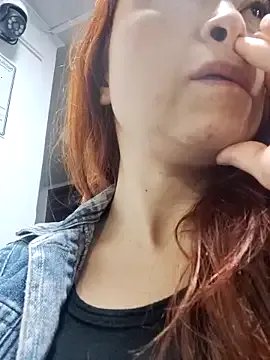 SweetBriana on StripChat 