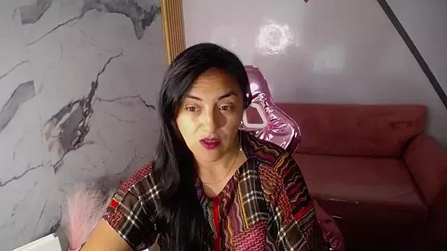 tamara_ch1 on StripChat 