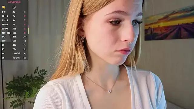 TessieDuva on StripChat 