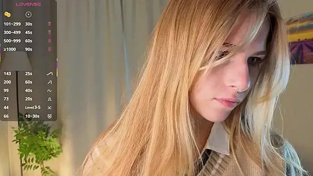 TessieDuva on StripChat 