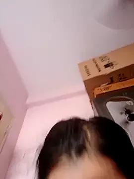 Freechat thanusi_2 on StripChat