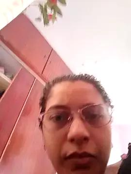 Freechat thanusi_2 on StripChat