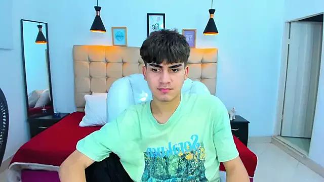Tommy18__ on StripChat 
