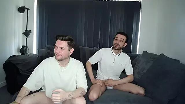 twotwinkhusbandss on StripChat 