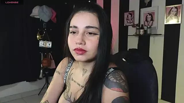 Freechat val_bardot on StripChat