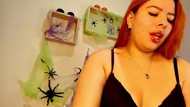 Freechat viki_11 on StripChat