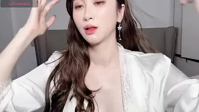 wuyueaini on StripChat 