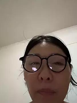 xiiuuff18 on StripChat