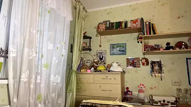 xX_Looola_Xx on StripChat